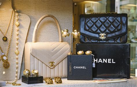 chanel accessories 2016|Chanel most famous products.